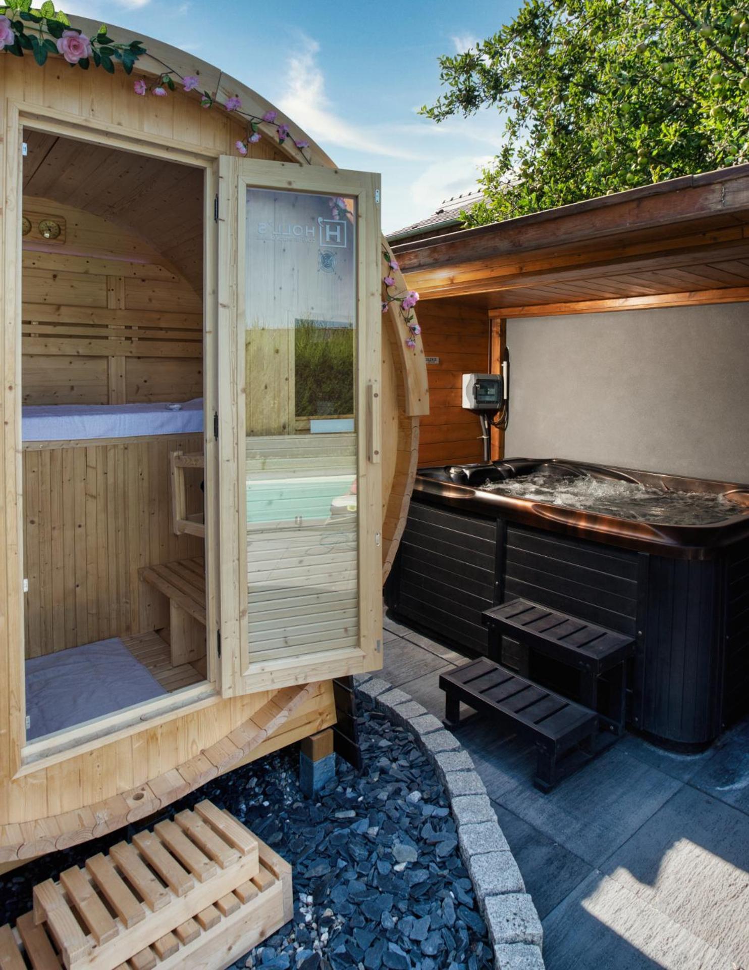 Furdenheim Gites Spa Strasbourg - Studio Romantique, Jacuzzi, Sauna, Terrasse Privee מראה חיצוני תמונה